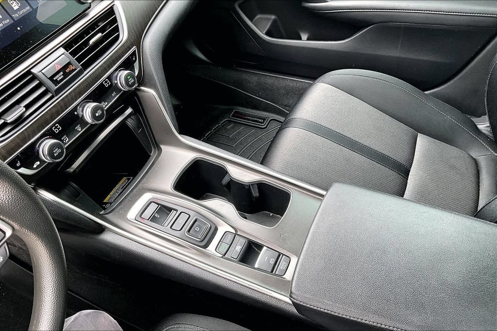 Used 2021 Honda Accord EX image 11