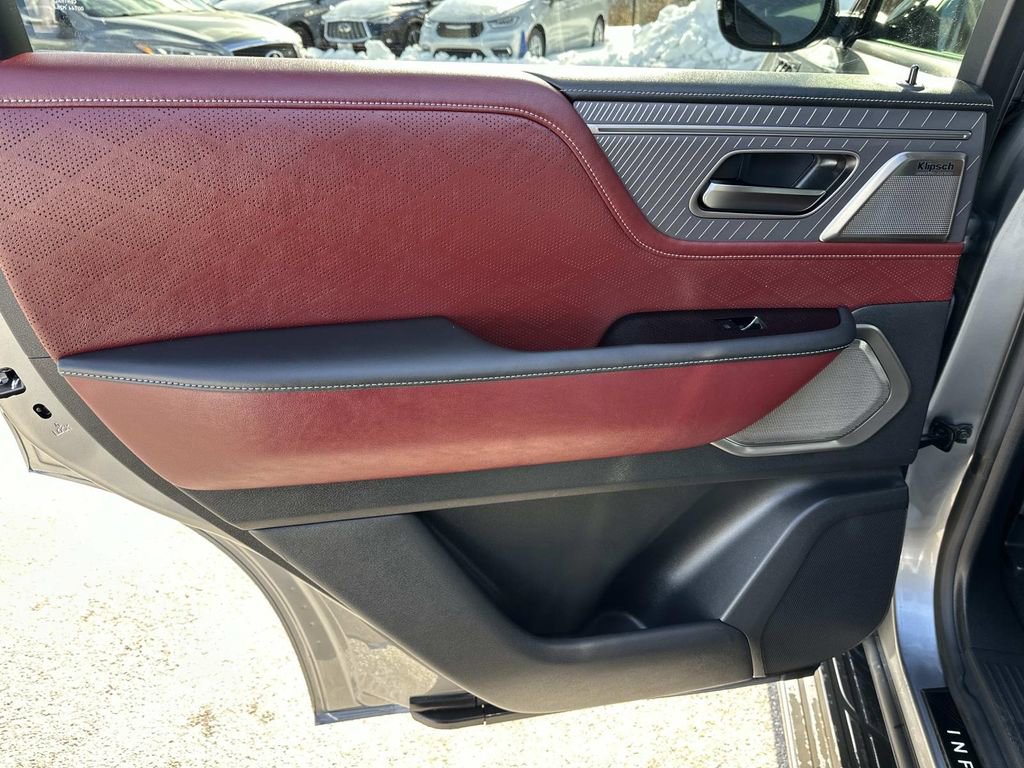 Certified 2025 INFINITI QX80 Autograph w/ Autograph Exterior Package image 31