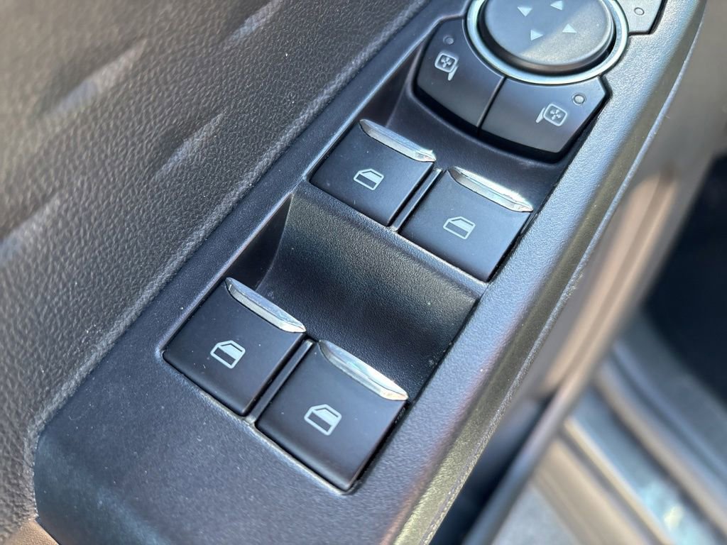 Used 2020 Ford Escape SE AWD/4WD image 21