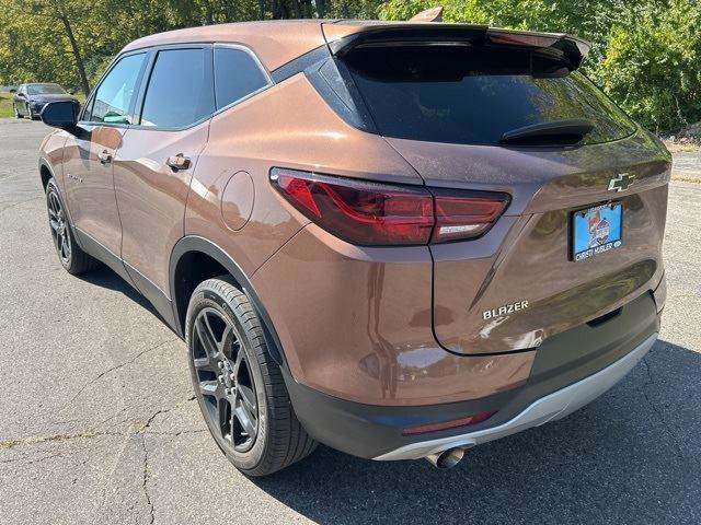 Used 2023 Chevrolet Blazer LT w/ Driver Confidence Package image 7