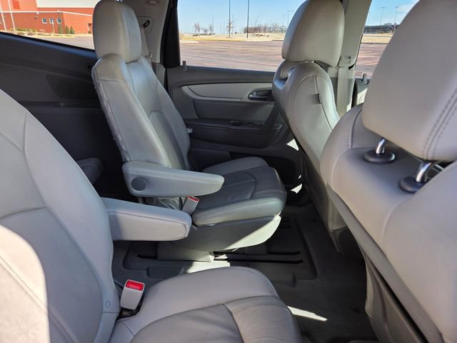 Used 2015 Chevrolet Traverse LT AWD/4WD image 43