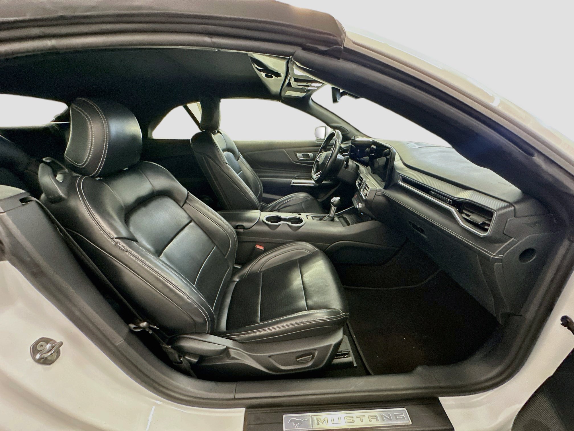 Used 2024 Ford Mustang Premium RWD image 30