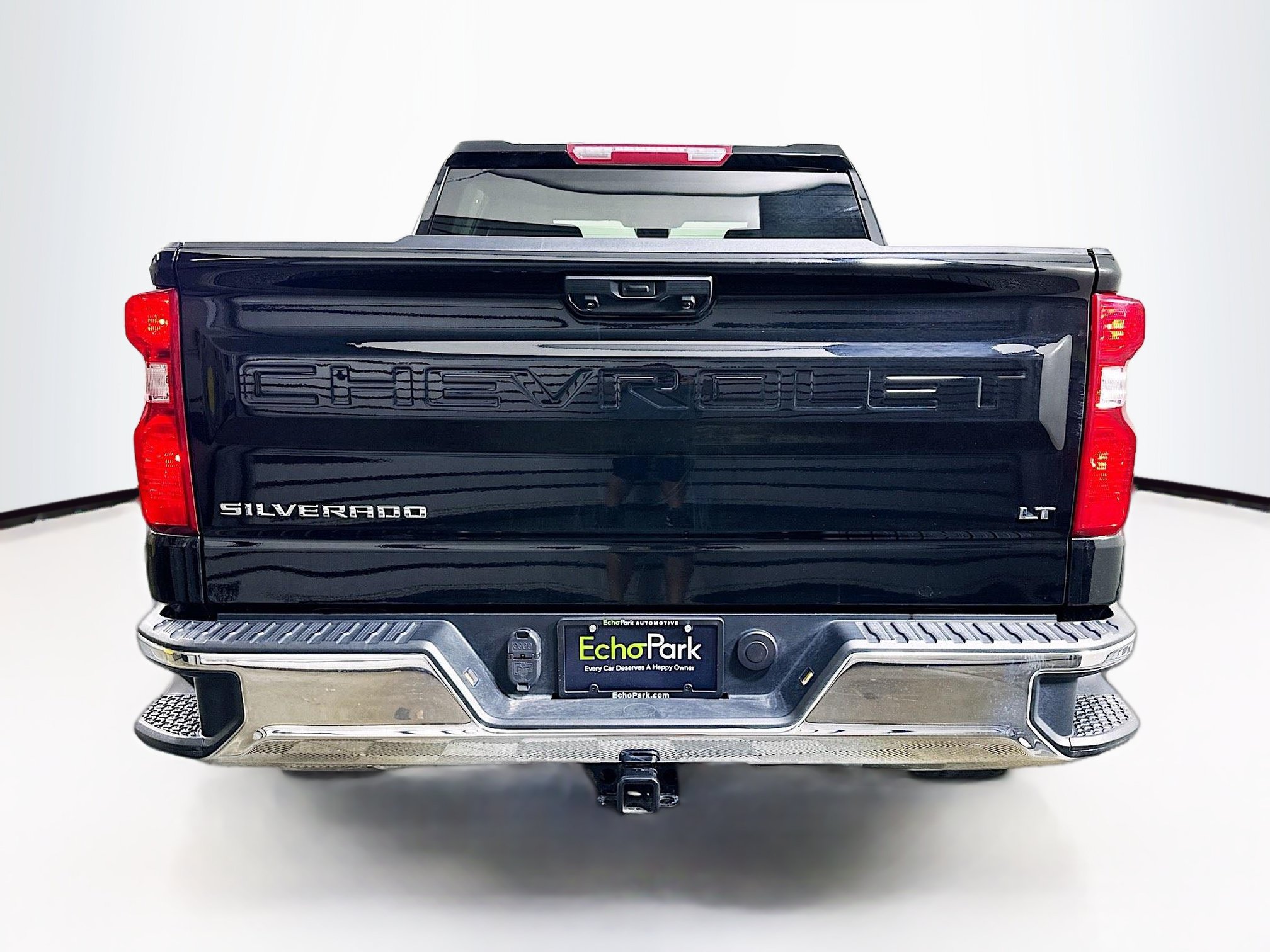 Used 2023 Chevrolet Silverado 1500 LT AWD/4WD image 7