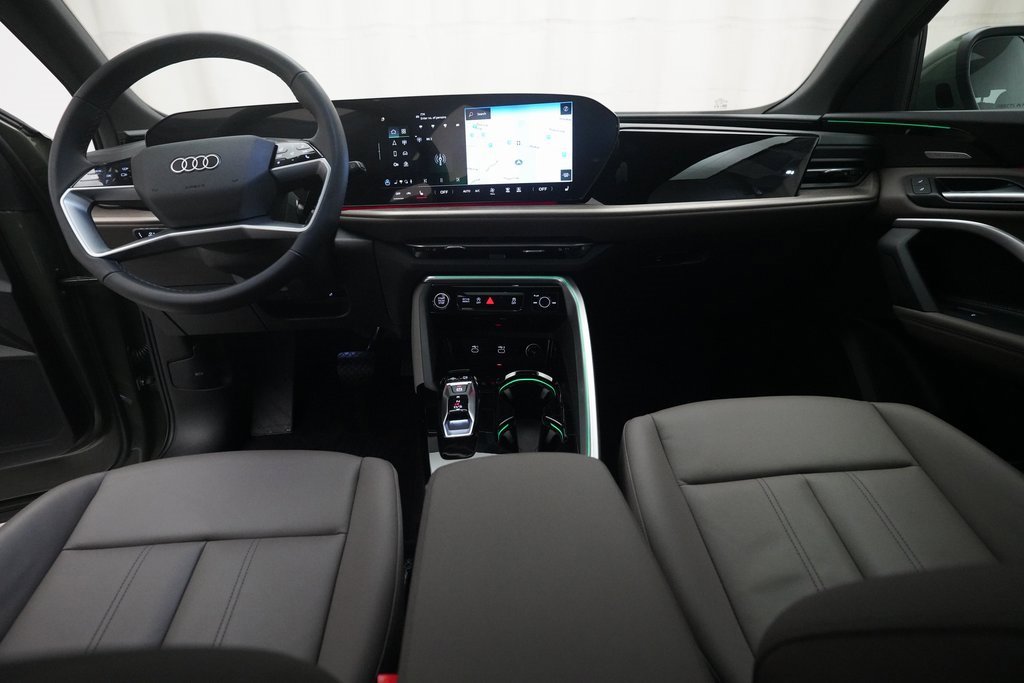 Used 2025 Audi Q5 Premium Plus w/ Premium Plus image 20
