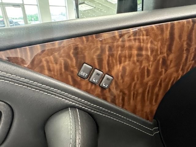 Used 2017 Nissan Armada Platinum w/ Captain Seat Package AWD/4WD image 22