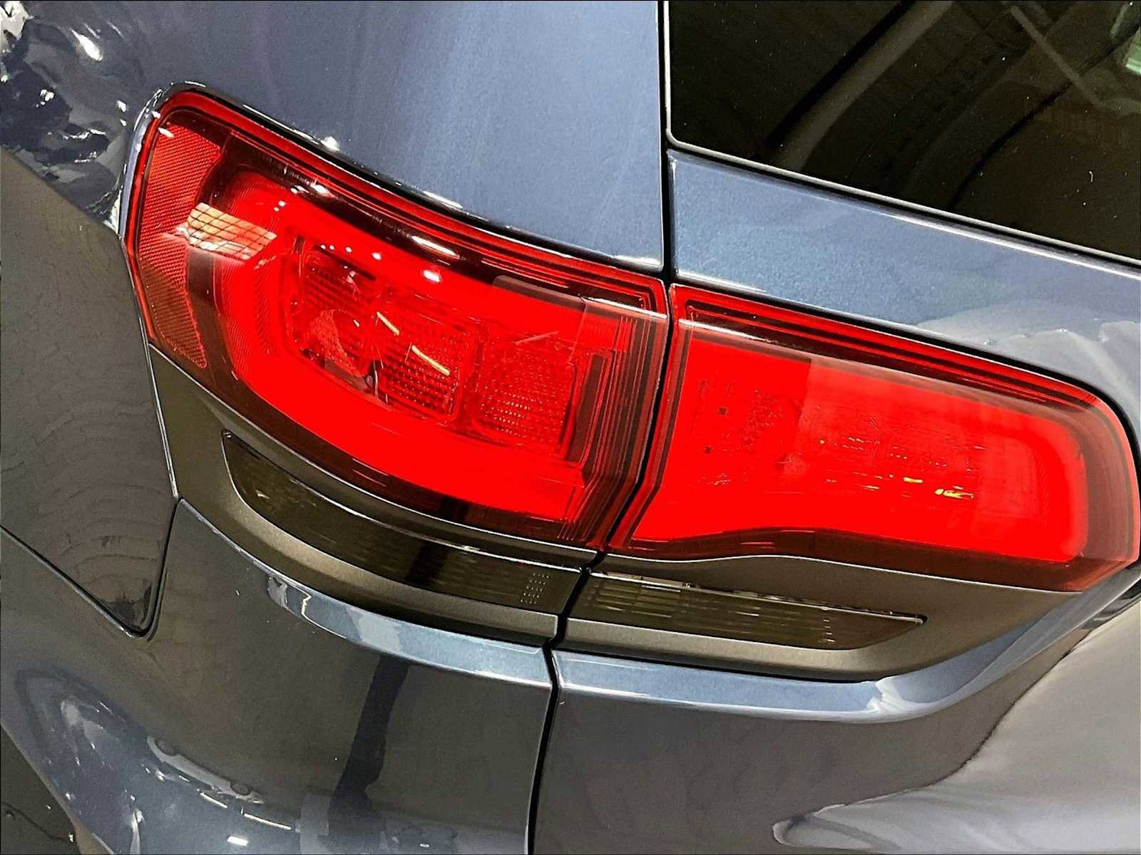 Used 2021 Jeep Grand Cherokee 80th Anniversary w/ Quick Order Package 28K 80th image 35