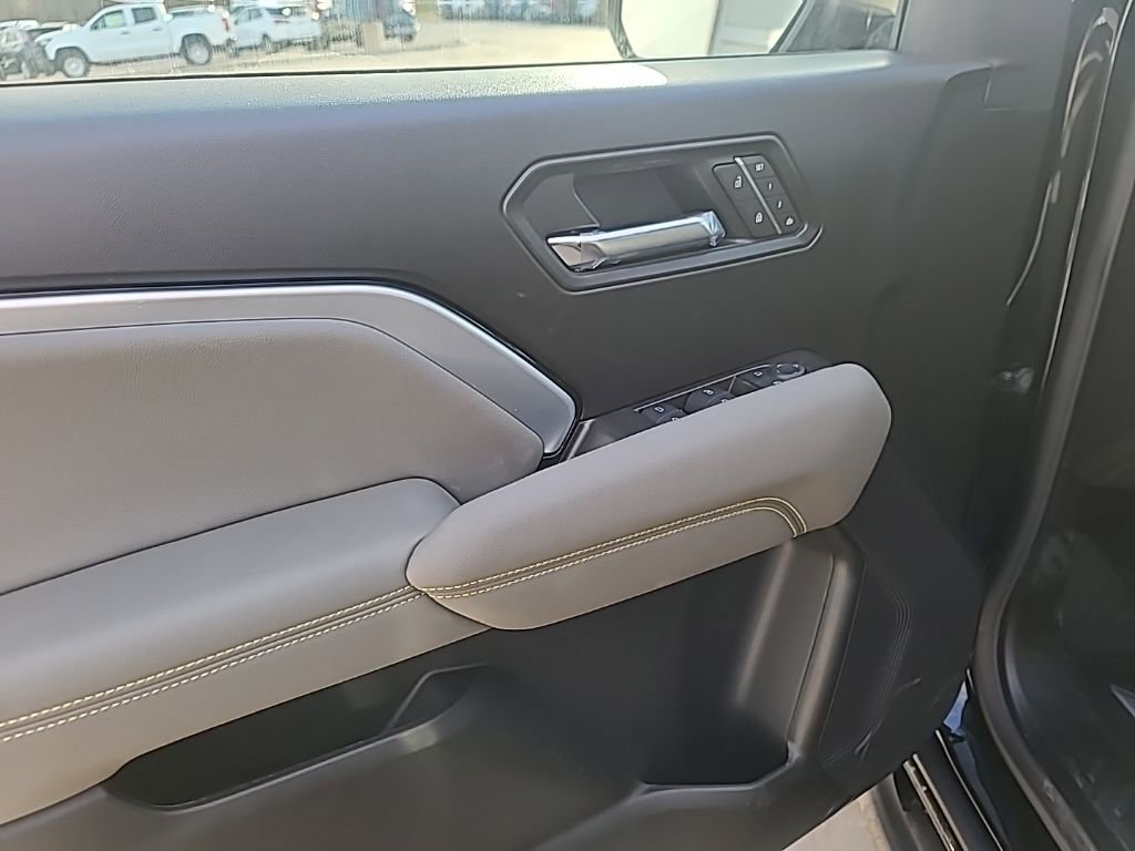 New 2026 Chevrolet Colorado ZR2 w/ Technology Package image 11