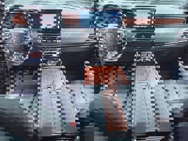 New 2022 Lincoln Navigator 4WD image 37