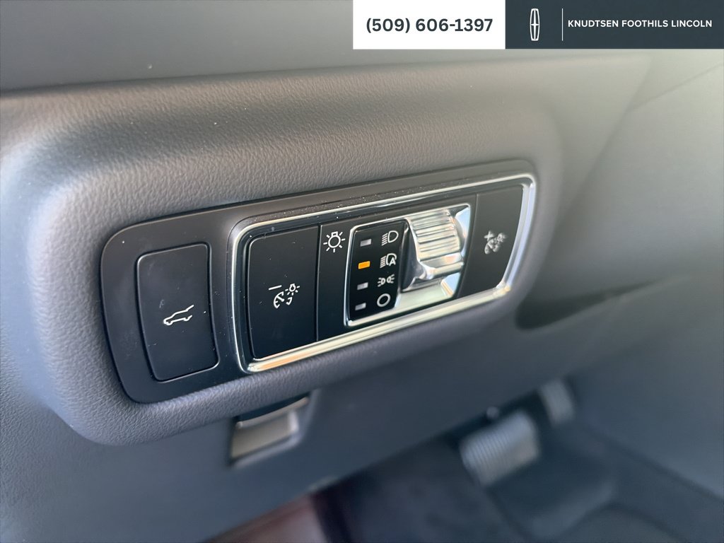 Used 2026 Lincoln Nautilus Reserve AWD/4WD image 20