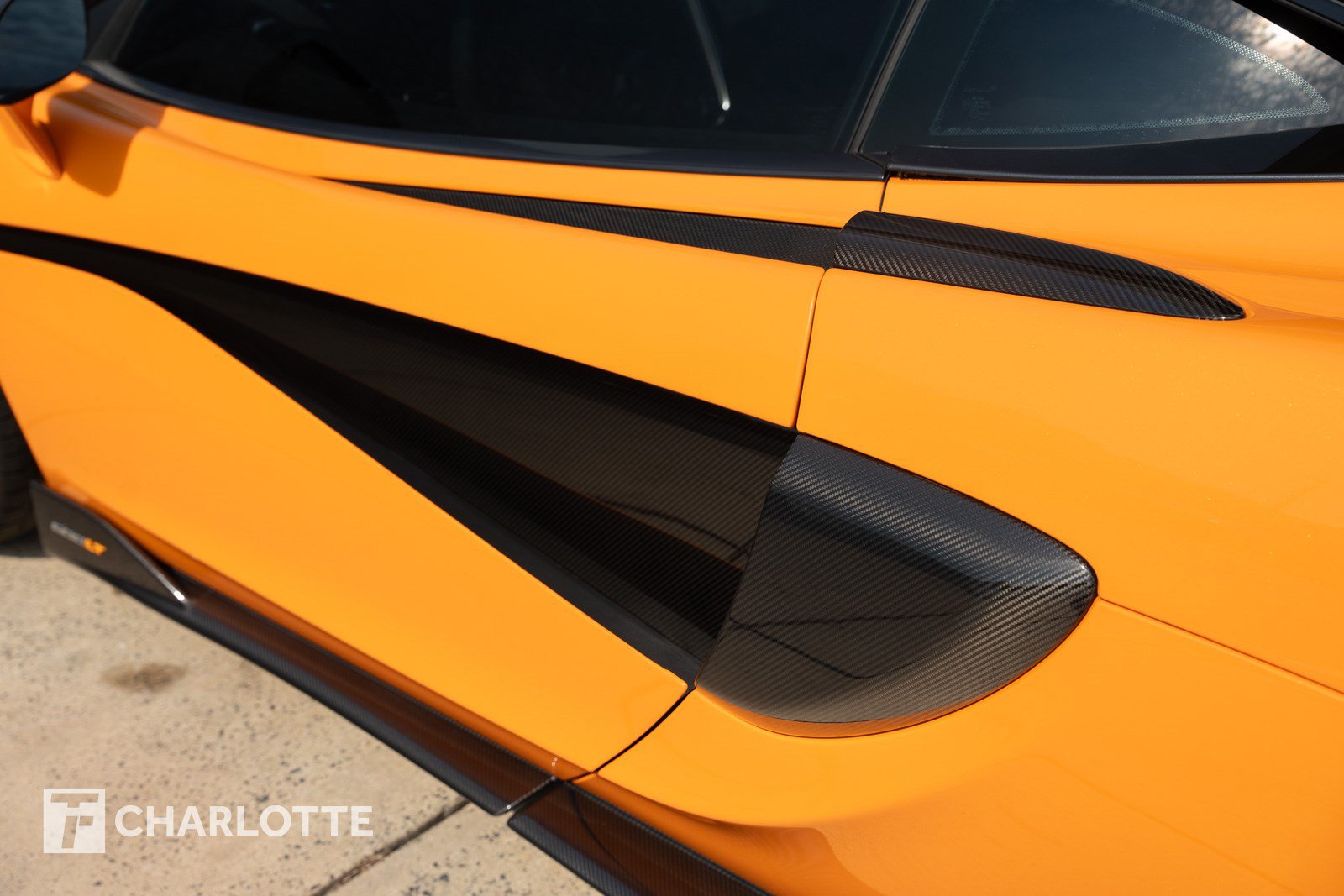 Used 2019 McLaren 600LT RWD image 14