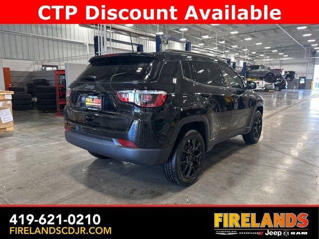 New 2025 Jeep Compass Latitude w/ Sun & Sound Group image 9