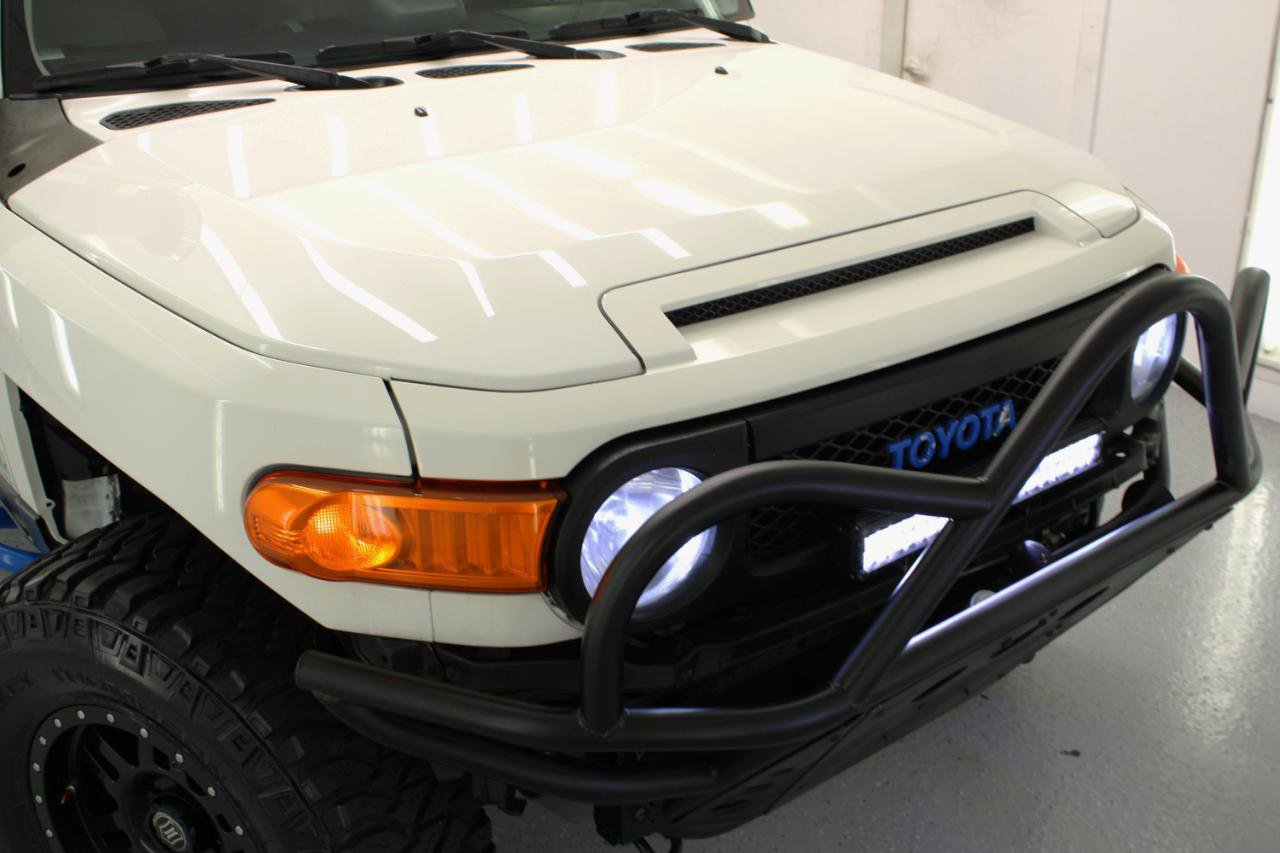 Used 2014 Toyota FJ Cruiser 4WD w/ Upgrade Package image 18