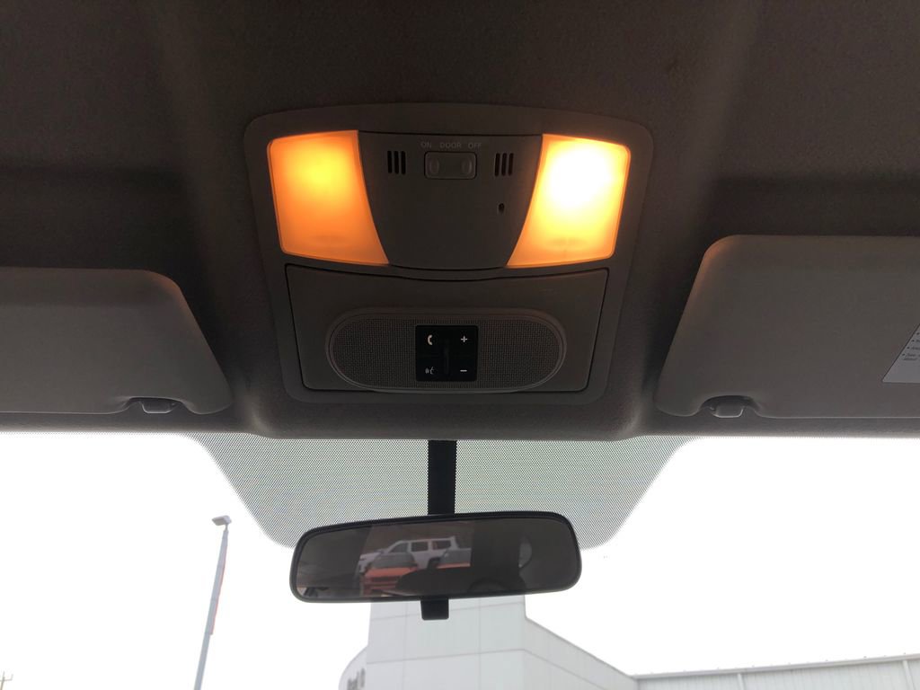 Used 2014 Nissan Rogue S image 27