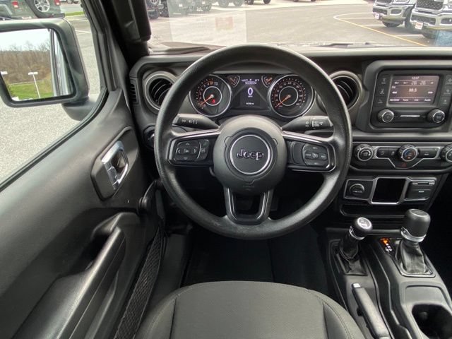 Used 2021 Jeep Gladiator Sport AWD/4WD image 27