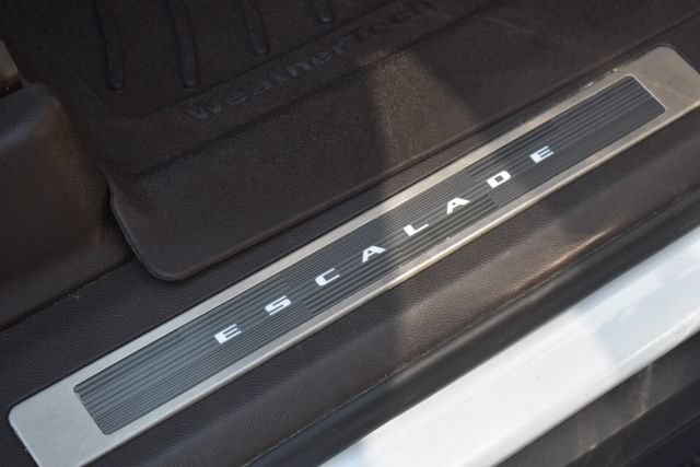 Certified 2023 Cadillac Escalade Sport w/ LPO, ONYX Package AWD/4WD image 13