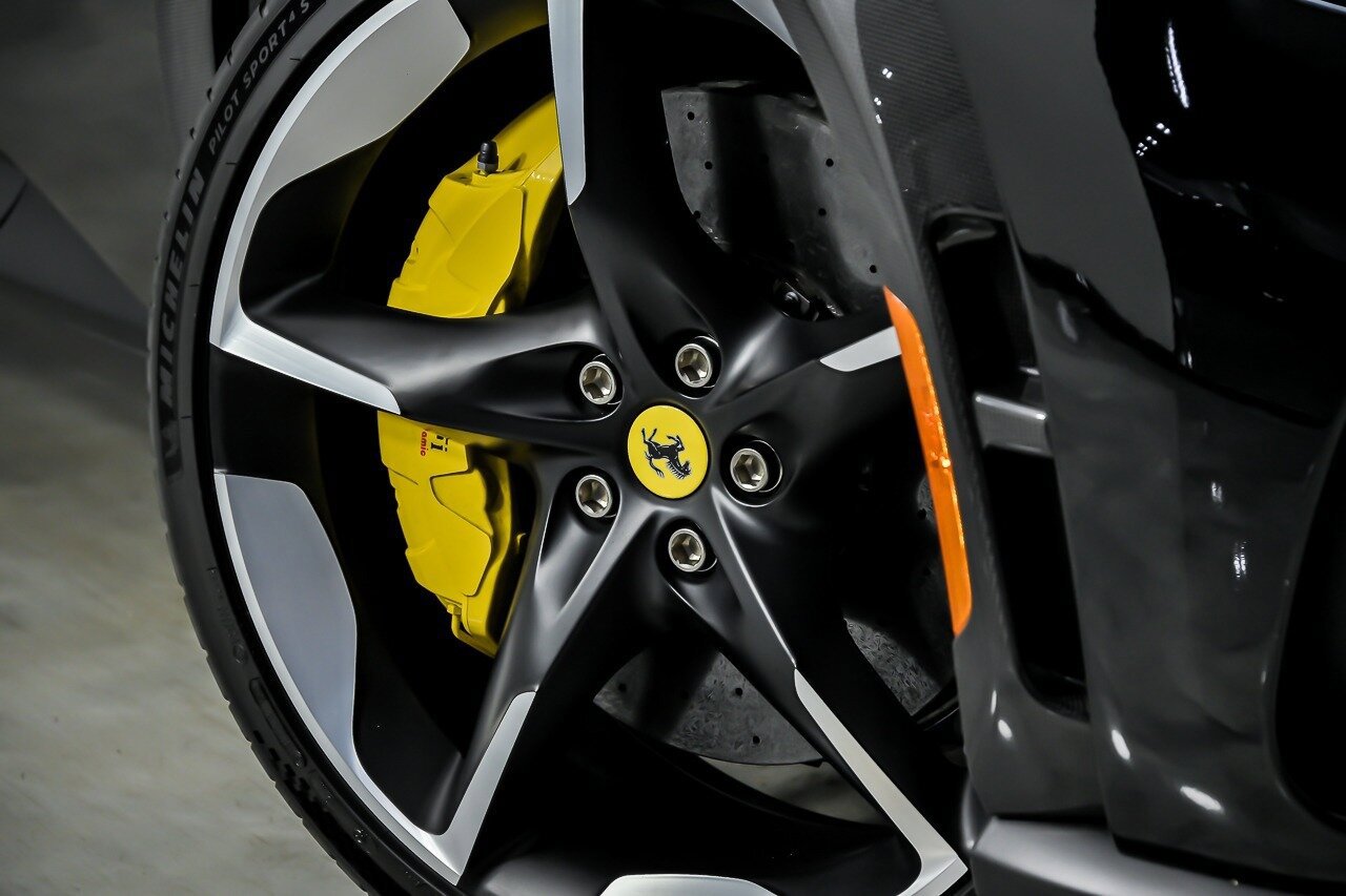 Used 2025 Ferrari Purosangue image 4
