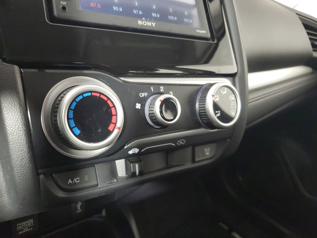 Used 2019 Honda Fit LX image 28