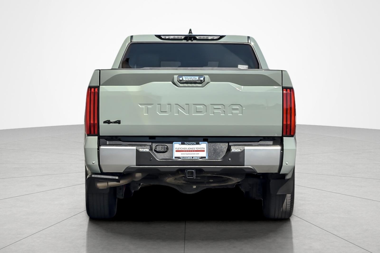 Used 2023 Toyota Tundra Limited w/ TRD Off-Road Package AWD/4WD image 4