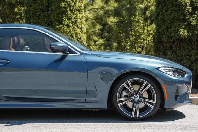 Used 2024 BMW 430i Coupe w/ Convenience Package RWD image 14