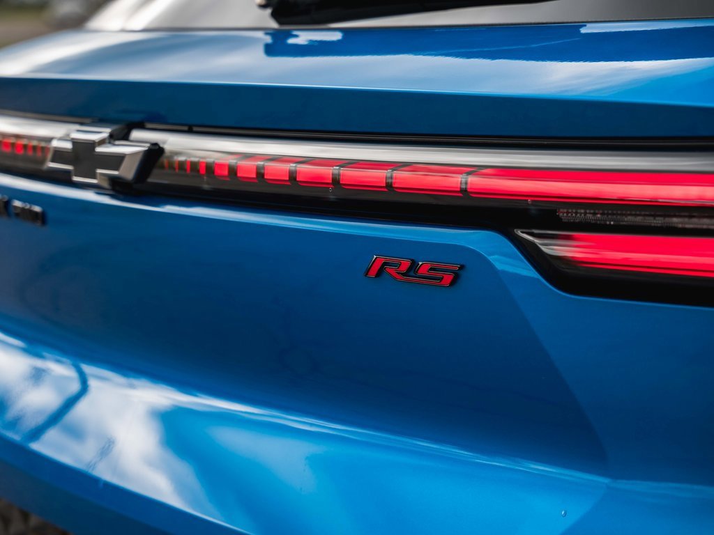 New 2025 Chevrolet Equinox EV RS image 16