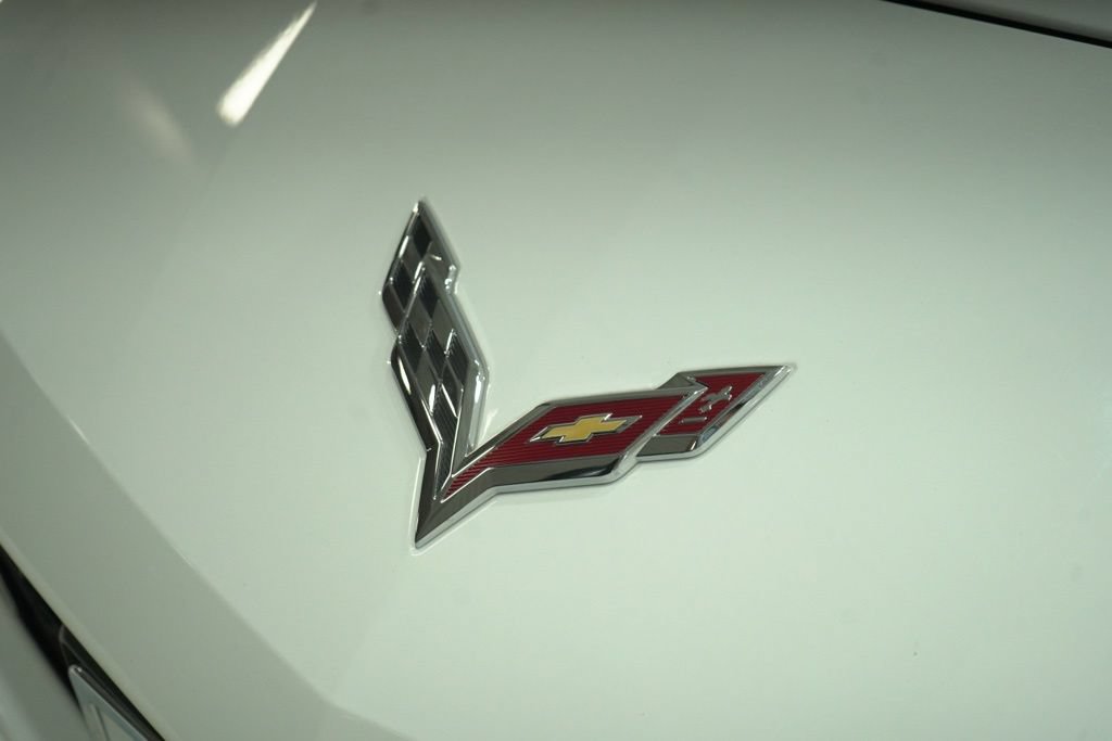 Used 2018 Chevrolet Corvette Grand Sport RWD image 19