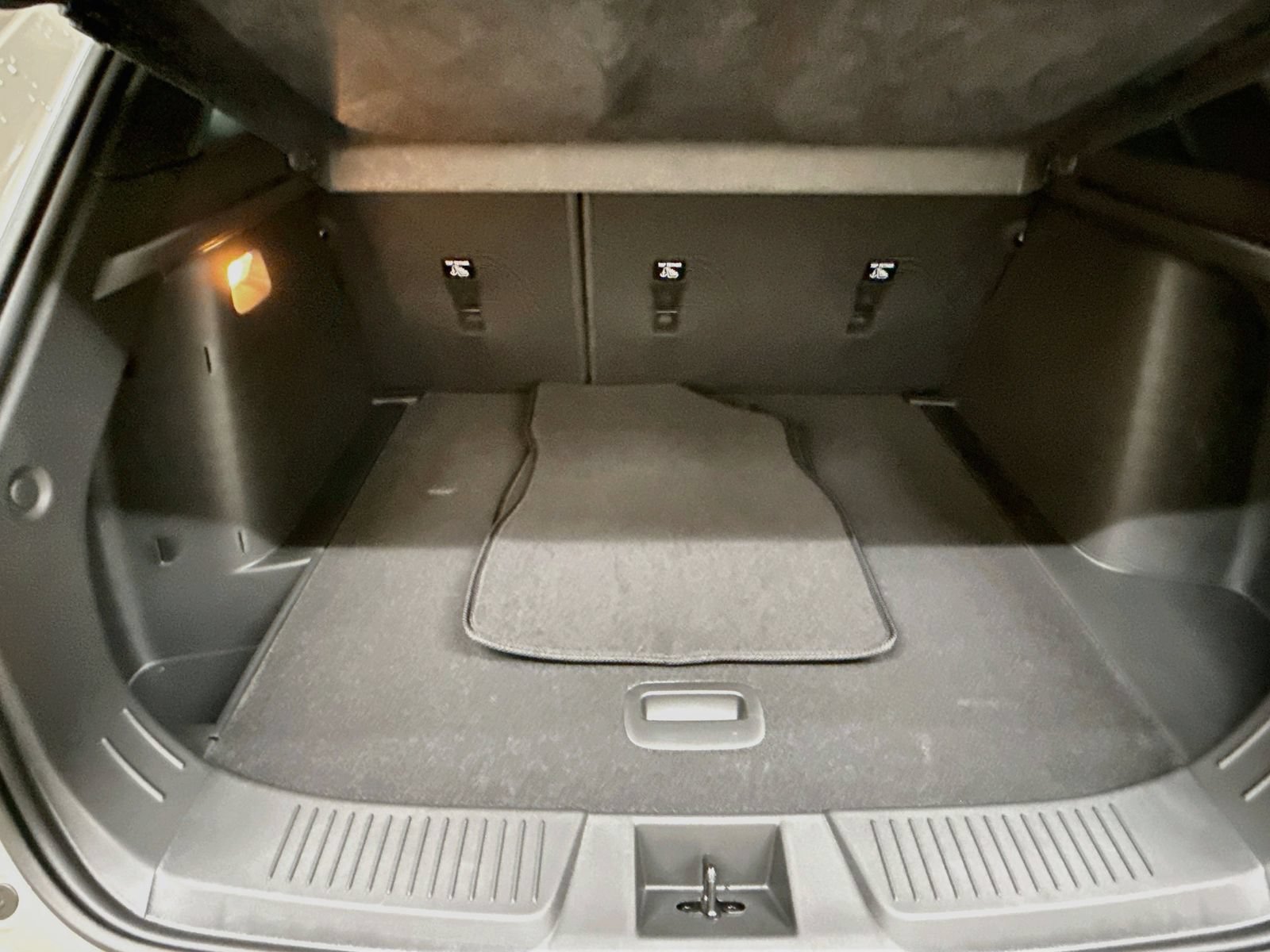 New 2026 Chevrolet Trax RS w/ Sunroof Package FWD image 29