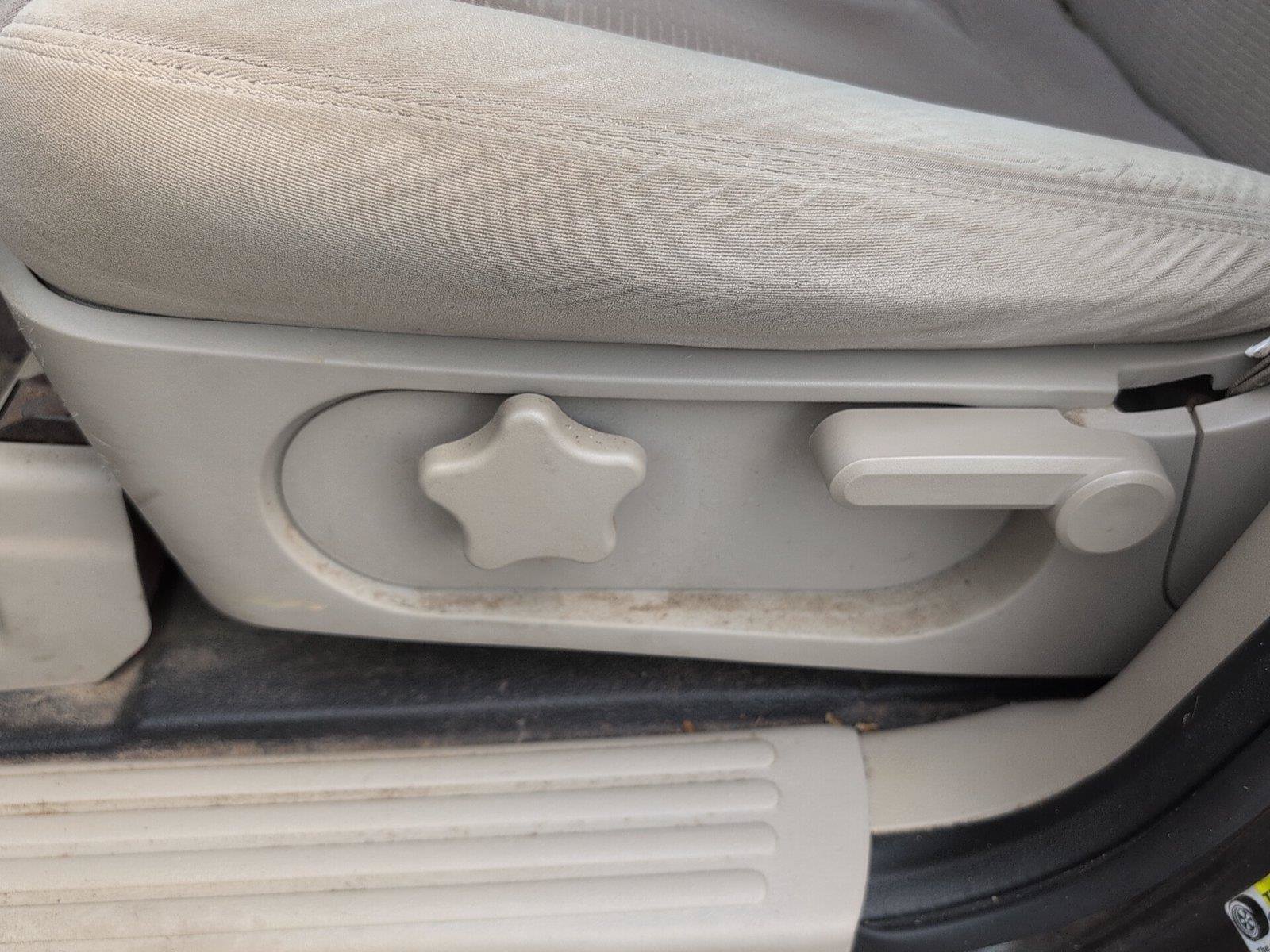 Used 2007 Ford Explorer Sport Trac XLT RWD image 14