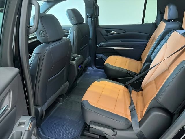 New 2027 Chevrolet Traverse Z71 w/ Enhanced Driving Package AWD/4WD image 15