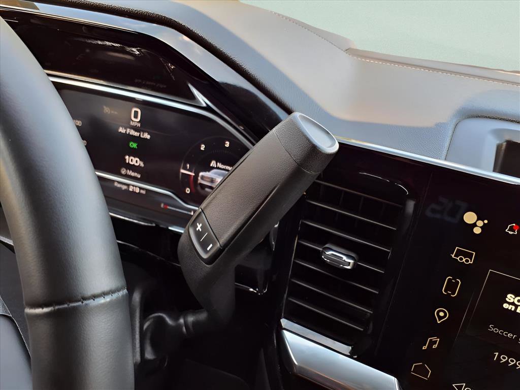 Used 2024 GMC Sierra 1500 Elevation image 16