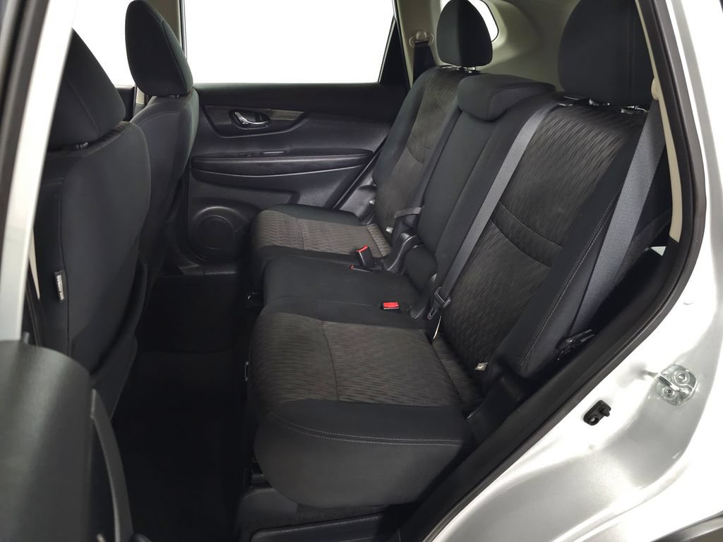 Used 2018 Nissan Rogue S AWD/4WD image 25