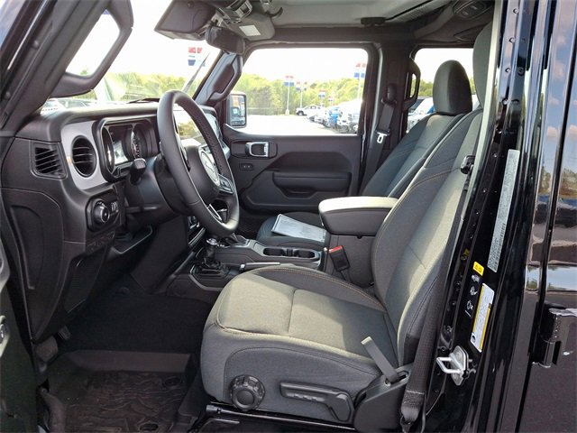 New 2025 Jeep Wrangler Sport S image 6