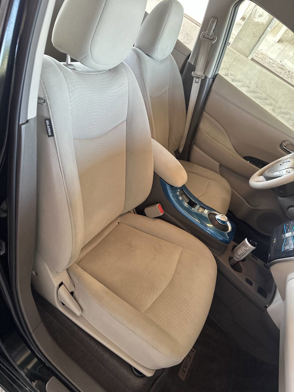 Used 2011 Nissan Leaf SL w/ Eco Design Pkg image 17