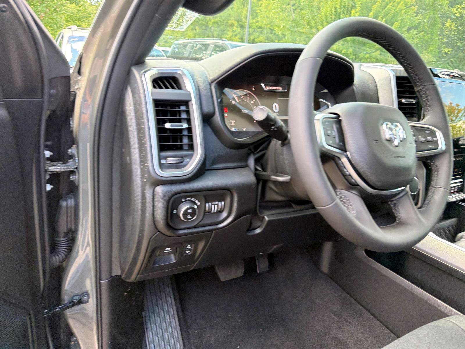 Used 2026 RAM 1500 Big Horn AWD/4WD image 10