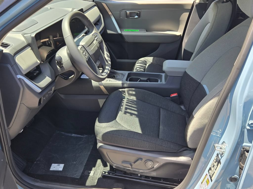 New 2027 Kia Seltos S FWD image 6