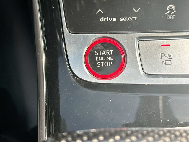 Used 2023 Audi S8 w/ S8 Executive Package AWD/4WD image 19