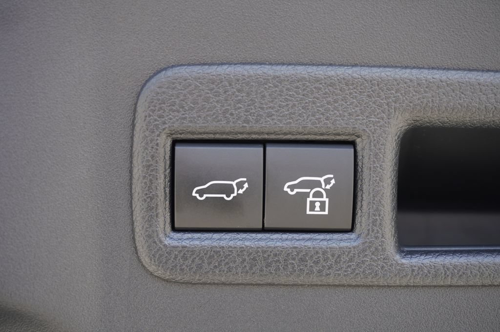 Certified 2025 Toyota bZ4X FWD w/ Weather Package image 10