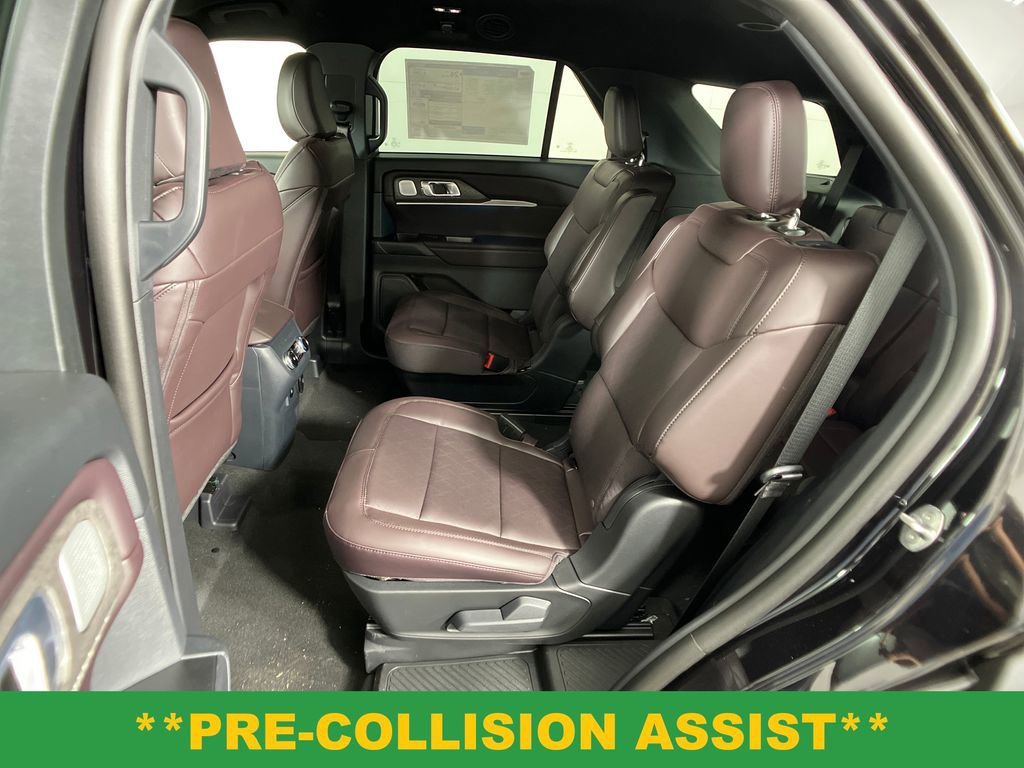 New 2026 Ford Explorer Platinum image 28