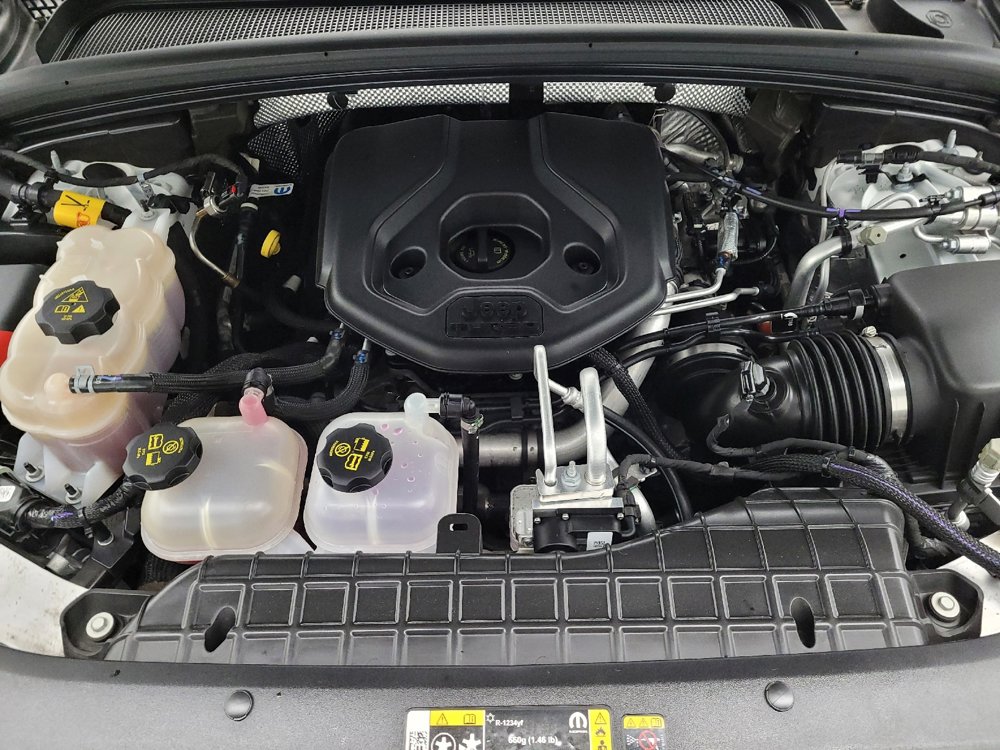 Used 2022 Jeep Grand Cherokee Limited 4xe image 30