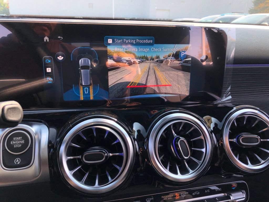 New 2026 Mercedes-Benz GLB 250 4MATIC image 21