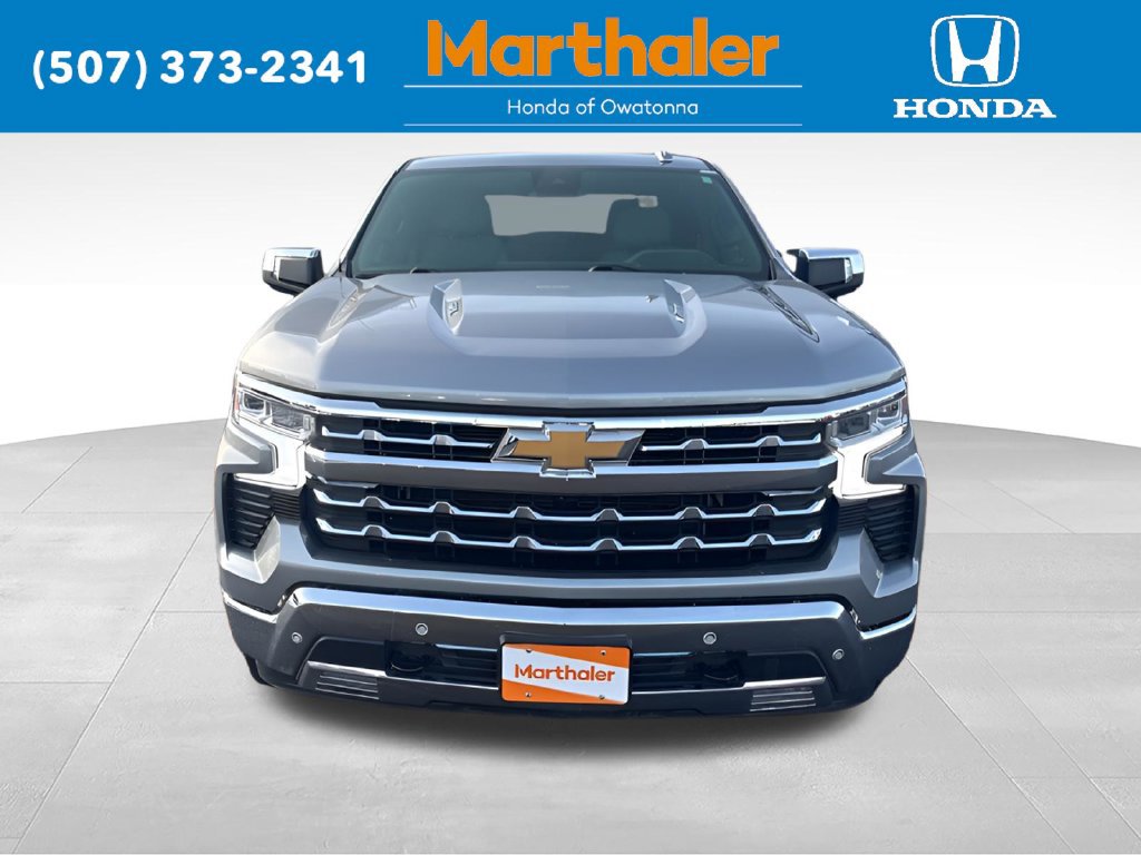 Used 2024 Chevrolet Silverado 1500 LTZ w/ LTZ Convenience Package II AWD/4WD image 8