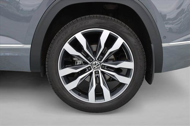 Used 2022 Volkswagen Atlas Cross Sport SEL Premium R-Line AWD/4WD image 18