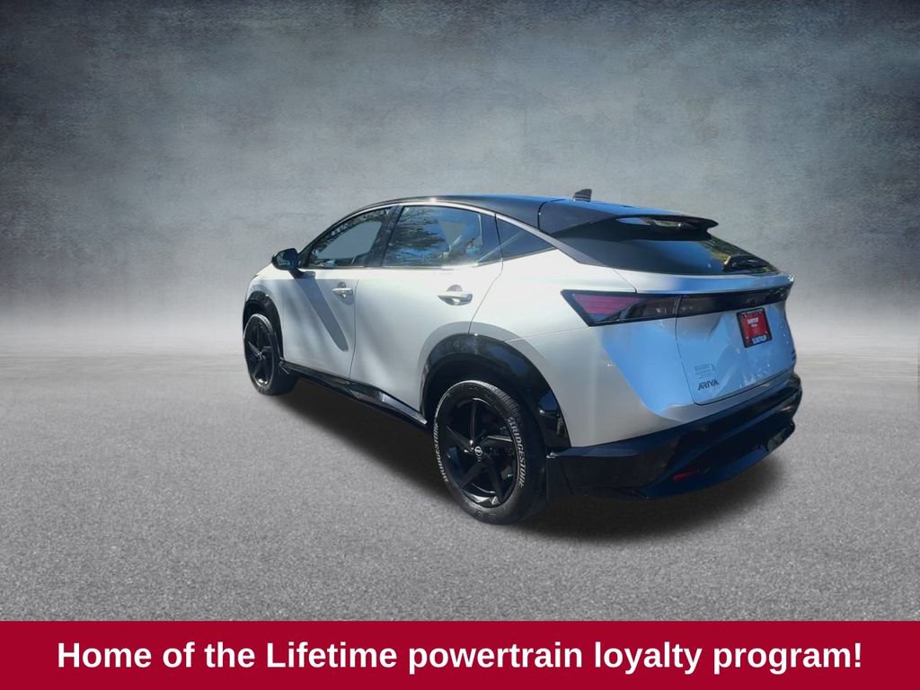 Used 2023 Nissan Ariya AWD image 7