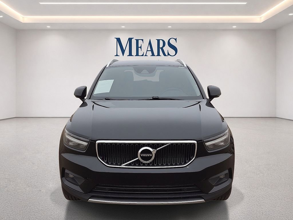 Used 2021 Volvo XC40 T4 Momentum FWD image 9