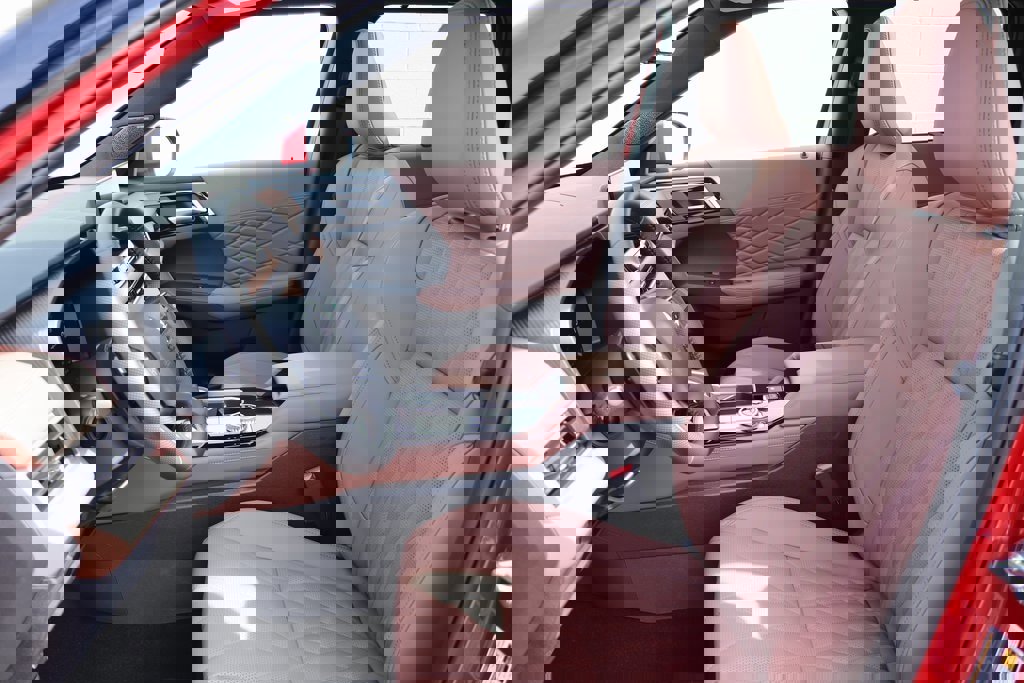 New 2025 Mitsubishi Outlander SEL image 4