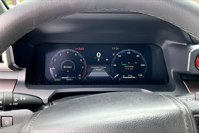 Used 2025 Toyota Tacoma TRD Off-Road AWD/4WD image 12