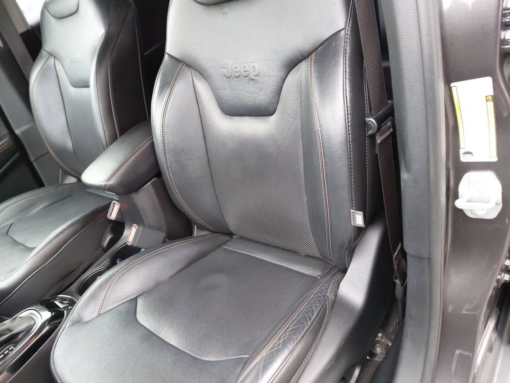 Used 2018 Jeep Compass Limited w/ Navigation Group image 20