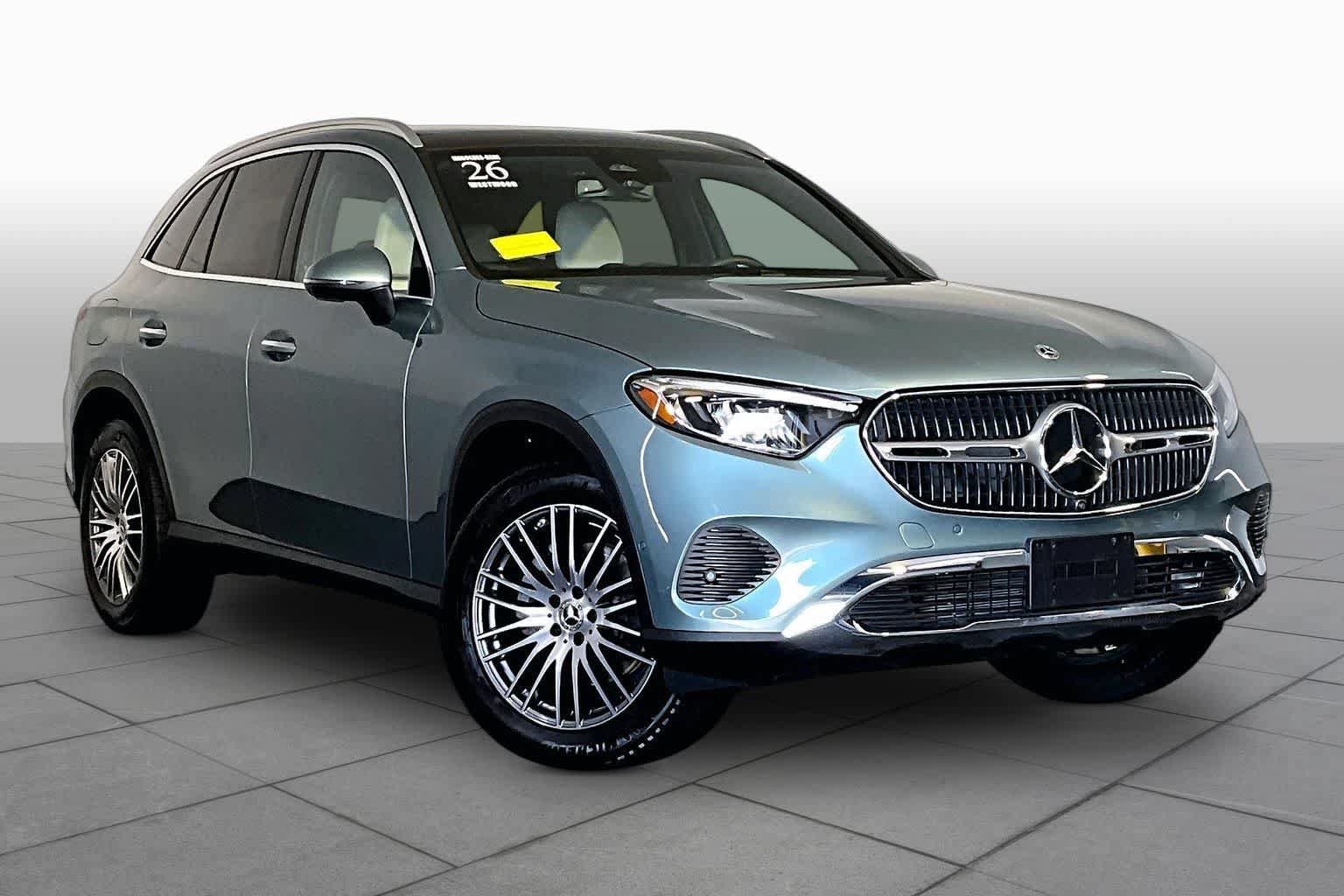 Used 2026 Mercedes-Benz GLC 300 4MATIC image 3