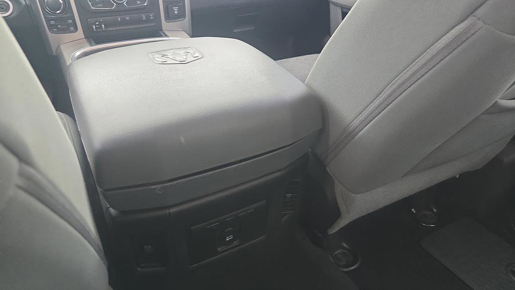 Used 2016 RAM 1500 Big Horn AWD/4WD image 11