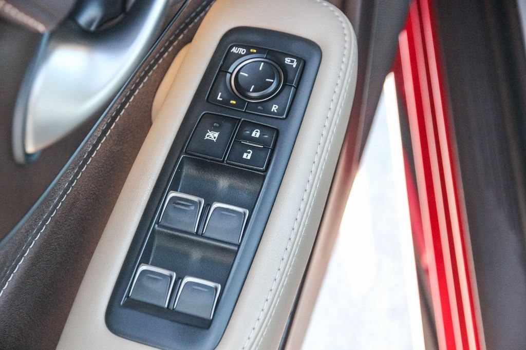 Used 2020 Lexus LS 500 w/ Accessory Package (Z1) RWD image 21