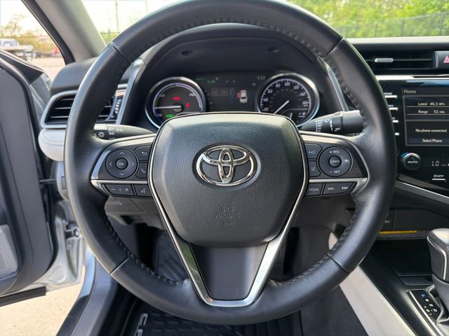 Used 2020 Toyota Camry XLE image 17